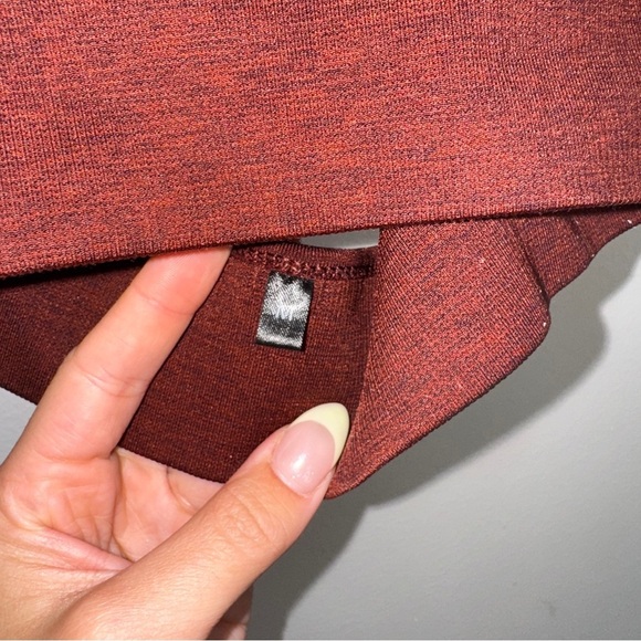 Alphalete Vault Sports Bra Copper Medium - Picture 2 of 6